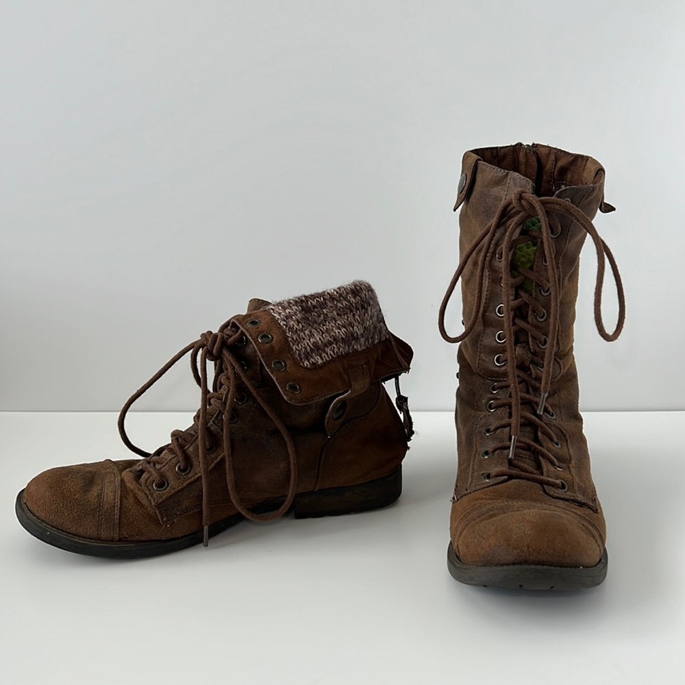 MOSSIMO sweater trim faux leather fold down combat tie boots Sz 9